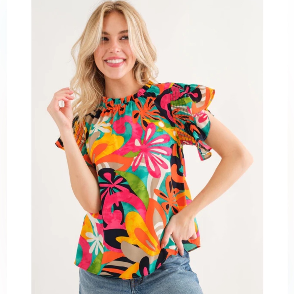 Floral Print Ruffle Short Sleeve Top - Picture 2 of 4